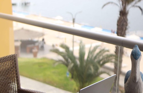 Pisco Apartment | Great Beach View 3-BR Apt with Hot Tub in Charming Condo in Paracas with WiFi
