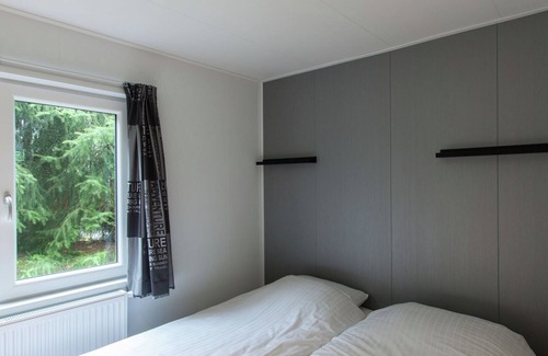 De Bult House | Great chalet with dishwasher, surrounded by forest