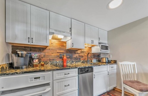 Mancelona Condo | Great Condo at the base of Schuss Mountain!