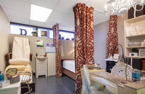 Florida Center Hotel | Great Deal! 2 Comfy Units, Close to Parks, Pool, Free Breakfast!