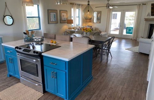 Cape San Blas House | Great Deals for the Fall! Luxury for Less! Steps to Beach! Hot Tub!