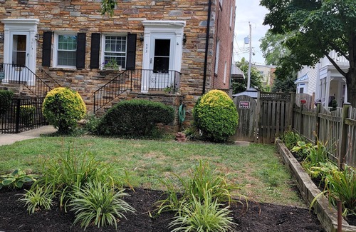 Del Ray House | Great Delray Alexandria SAFE! 2 blocks to metro, AC, WIFI, Close Airport, bars,