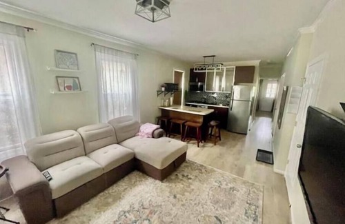 Sea Gate Apartment | Great duplex 3BR/2bth apartment on the ocean block