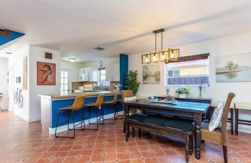 Coral Way House | Great Duplex Grove Central: 2 Houses 2 Patios. 5mi to Beach!