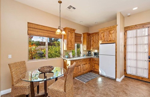 Palm Desert House | Great event home! Gorgeous gardens and yard.