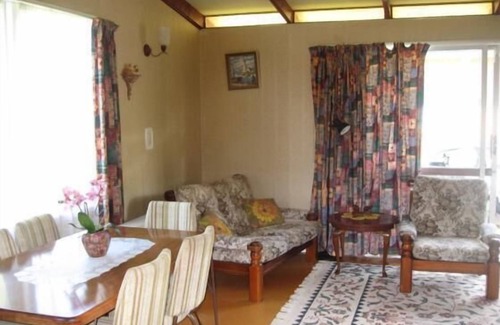 Kinloch House | Great family bach in Kinloch