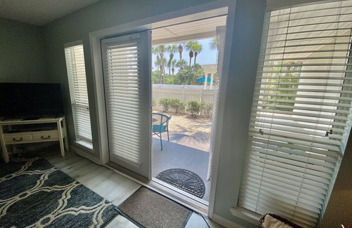 Gulf Place House | Great family condo, by pool, XL patio, 2 min walk to beach, food, shops, art,