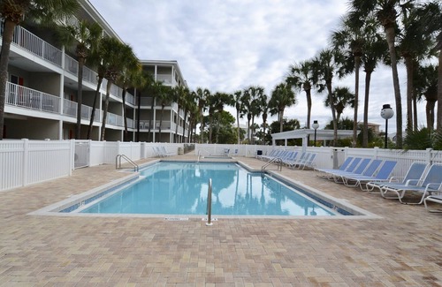 Gulf Place House | Great family condo, by pool, XL patio, 2 min walk to beach, food, shops, art,