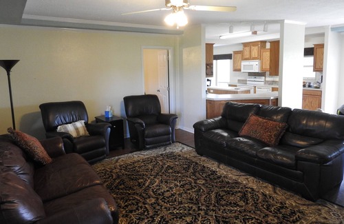 Gordonville House | Great Family Getaway just a splash away from two marinas