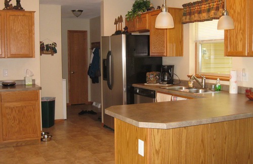 Eagle River Cabin | Great fishing with June weeks available on Eagle River Chain-Catfish Lake