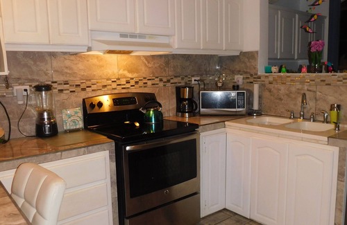 Esterillos Oeste House | GREAT FOR COUPLES & SNOWBIRDS - LOVELY HOME -nINCREDIBLE BEACH - POOL - PATIO n