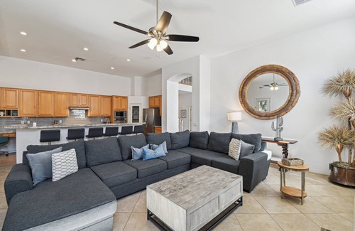 Arabian Crest House | Great for families; Heated Pool & Spa, Very Clean!