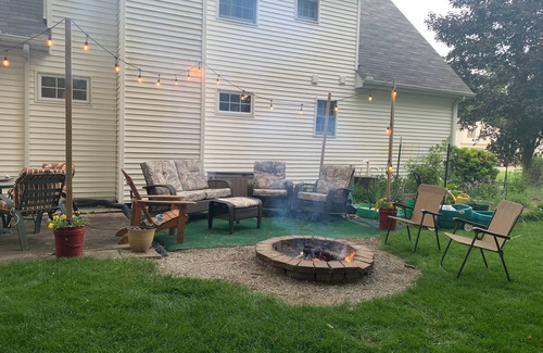 Mishawaka House | Great for Graduation! Close to ND…