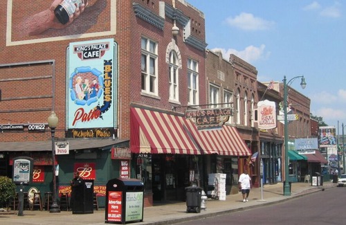 Pinch District House | Great for Group Travel! 3 Classy Units, Restaurant/Bar, Minutes to Beale Street