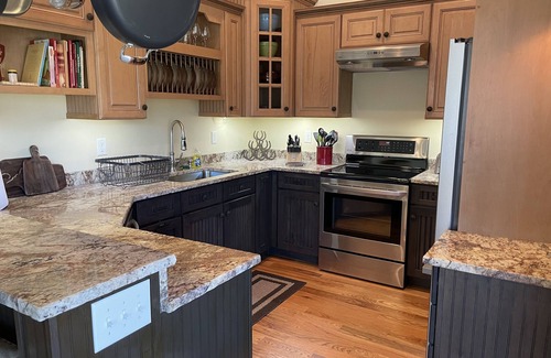 Pisgah Forest Other | Great for Groups! 8min to Brevard, 10min to DuPont, 20min to Hendersonville