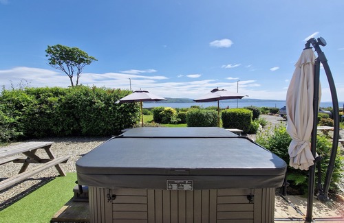 Kilmun House | Great for large groupsnHot tubs, fire pit, water viewsnSleeps 17nPet friendly