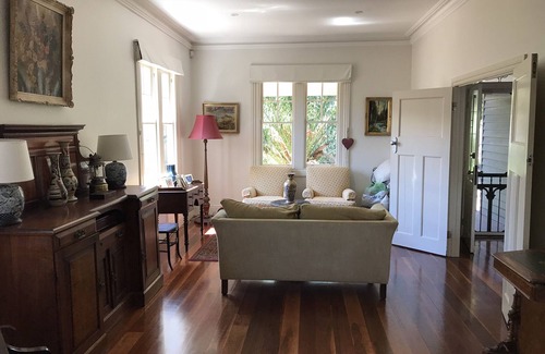 Hampton House | Great getaway near the beach!