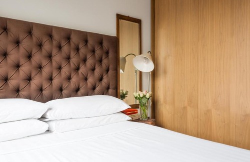 Cathedrals Apartment | Great Guildford Streetby Onefinestay
