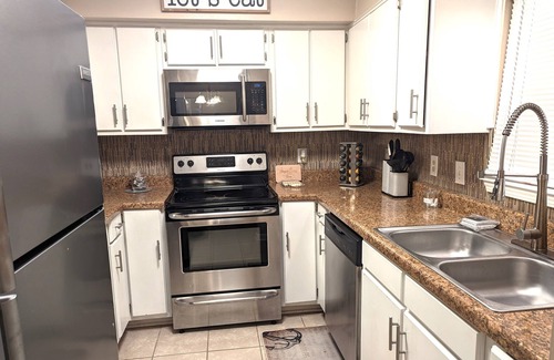 Sherwood House | Great Hide away that is light bright Safe and Cozy. Close to all. New amenities.