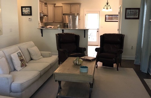 Starkville House | Great home just a mile from campus! Perfect for football and baseball weekends!