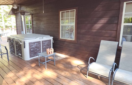 Sevierville House | Great House, Great Vibe. Lake Access/View, Clean, Quiet, Family Pet Friendly.
