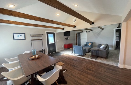 Cassopolis House | Great house with outside hot tub - 1 block from Diamond Lake
