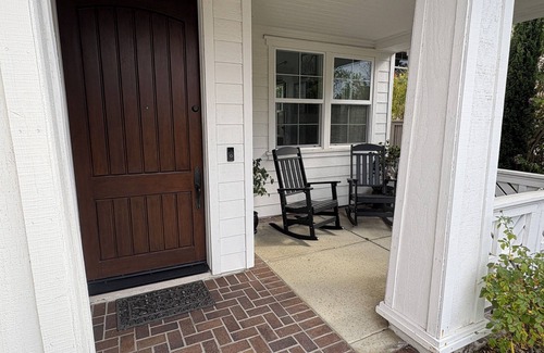 Carlsbad House | Great location & amenities. Pet friendly.