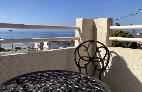Motel District Condo | Great location! Easy beach access! Sleeps 12