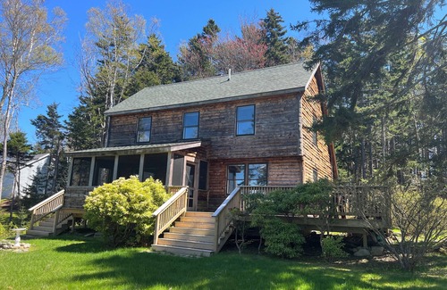 Bailey Island Cottage | Great Location! Expansive deck with huge yard! Well maintained path to the rocky shoreline.