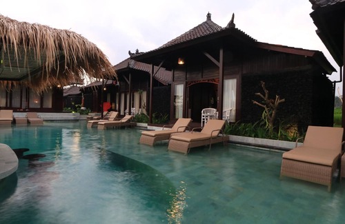 Kenderan Villa | Great location, FREE breakfast