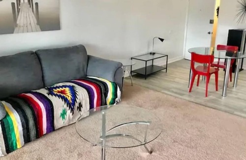 Point Loma Heights Apartment | Great Location in Ocean Beach