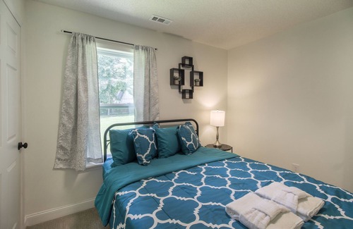 Pooler House | GREAT LOCATION!!!! Manden. The Perfect get away in Pooler/Savanna.