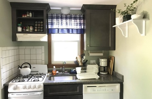 Eastham House | Great Location Near Cape Cod National Seashore