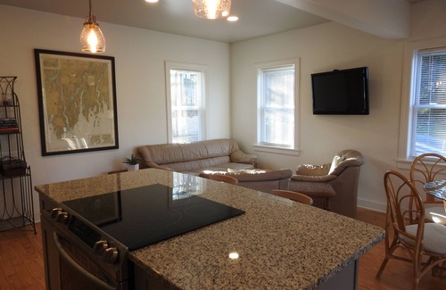 Mid-Coast and Islands Cottage | Great location on Bailey Island