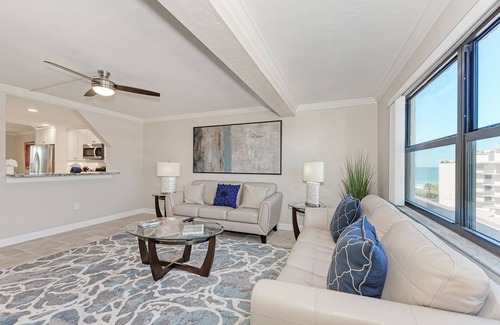 Siesta Key Condo | Great location on the Beach!nrenovated 2bd,2bth, Christmas week available!
