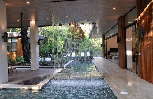 Playa Guiones Villa | Great Location! Private path to beach
