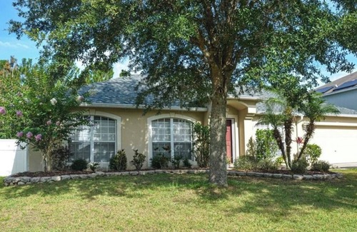 Kissimmee House | Great location!