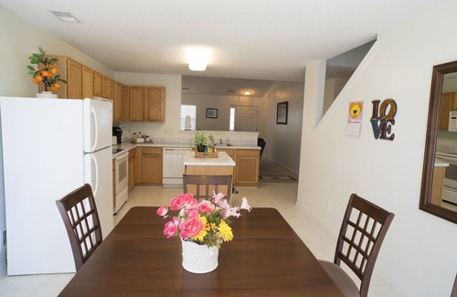 North Charleston House | GREAT LOCATION ! SPACIOUS 3bd/2.5bath House. (5 beds)
