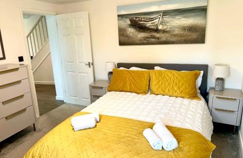 Marazion House | Great location very spacious. Sea and castle view