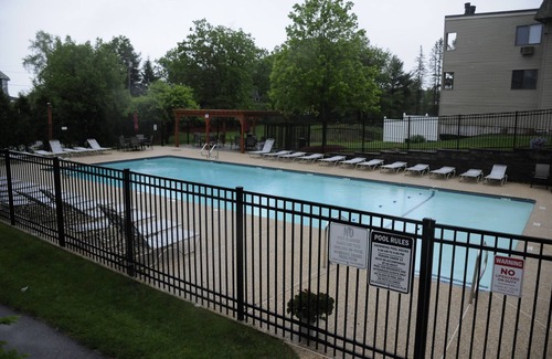 Weirs Beach Condo | Great Location with Lake View