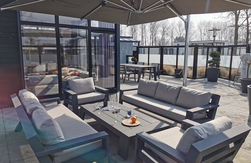 Breskens House | Great, modern chalet 'TIMEOUT' with fenced plot & AirCo near the beach