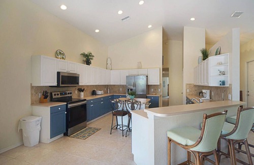Central Naples House | Great Naples Vacation House with Pool at Briarwood.