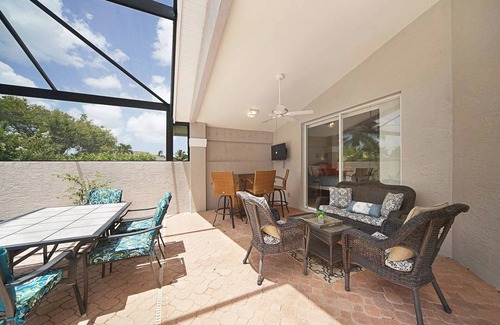 Central Naples House | Great Naples Vacation House with Pool at Briarwood.