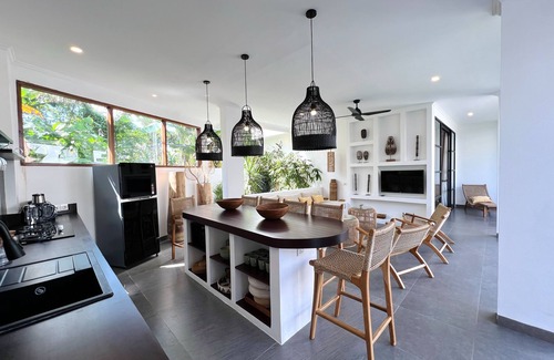 Canggu Villa | Great New 3 Bedrooms Villa located at Tumbakbayuh/pererenan