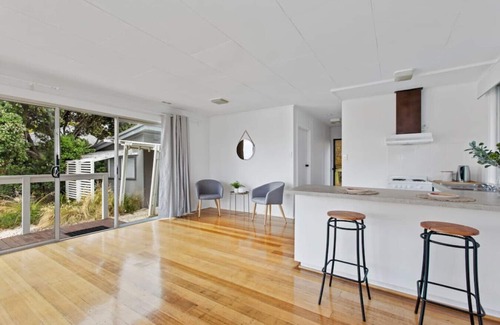Apollo Bay House | Great Ocean Road Sandy Villa