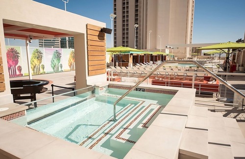 Downtown Las Vegas Hotel | Great Overnight Stay! Free Parking, Outdoor Pool, Near Fremont Street Experience