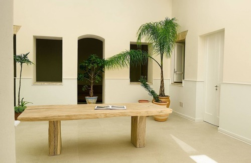 San Fernando House | Great patio house! Light and tranquility in the center of the city