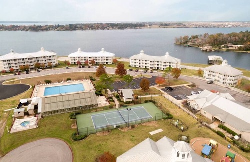 Conroe Apartment | Great place - 2BD + 2BA + Kitchen + Pool