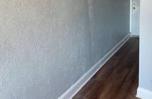Lockland Apartment | Great Place, Corner Views! #1