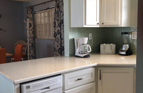 Central Beach Condo | GREAT PLACE FOR OCEAN FUN!